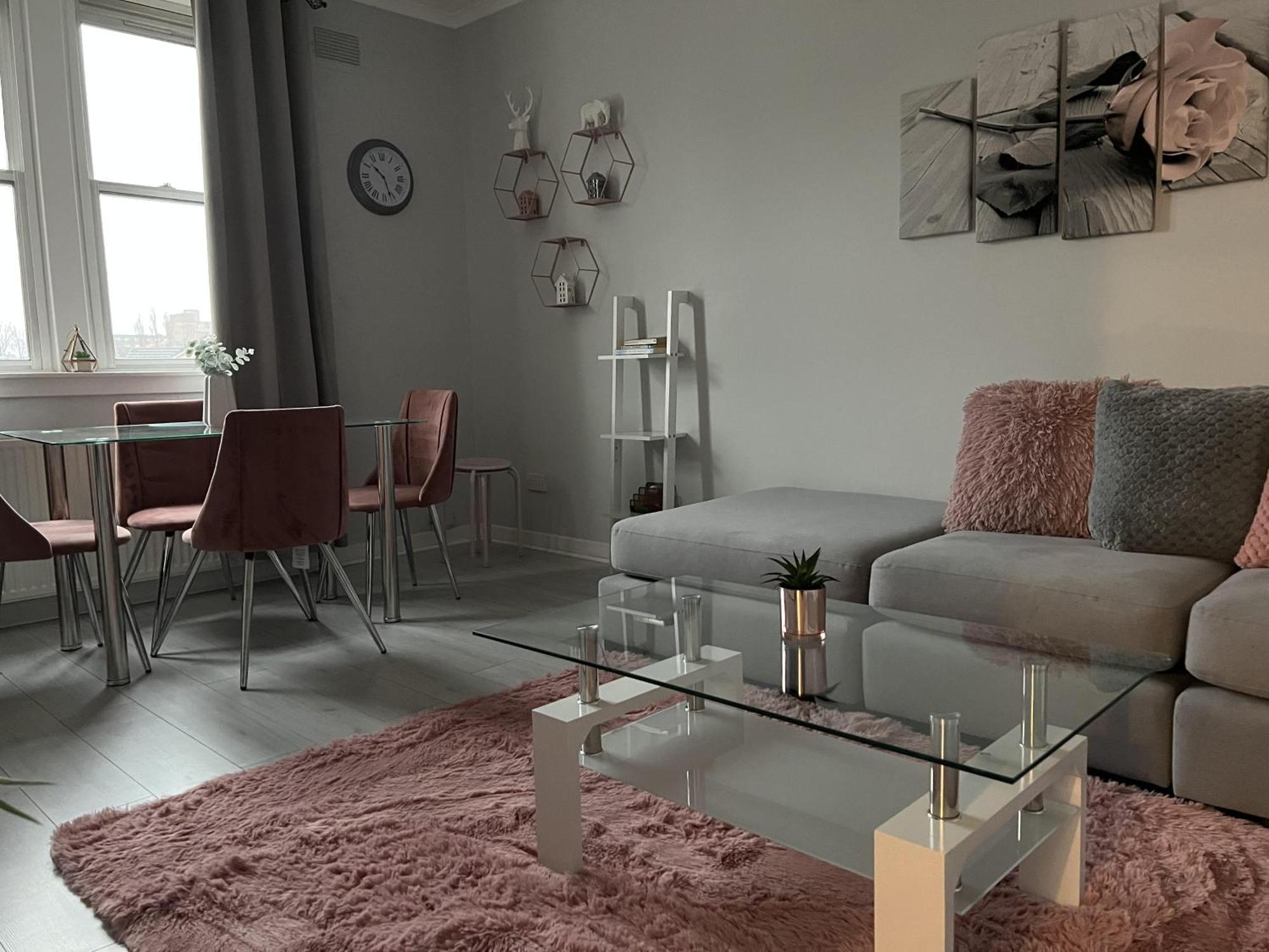 Captivating 2-Bed Apartment In Kirkcaldy Exteriér fotografie